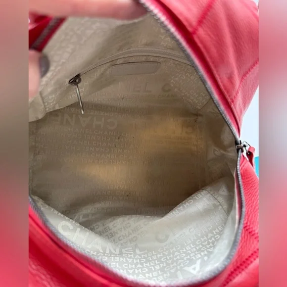 Chanel-Authentic- Caviar Leather Chocolate Bar Cube Shoulder Bag - Coral - Picture 12 of 17